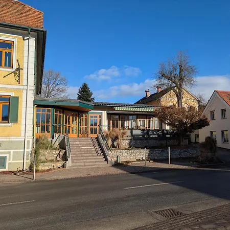 Appartments Am Literaturbrunnen Apartman Hartmannsdorf